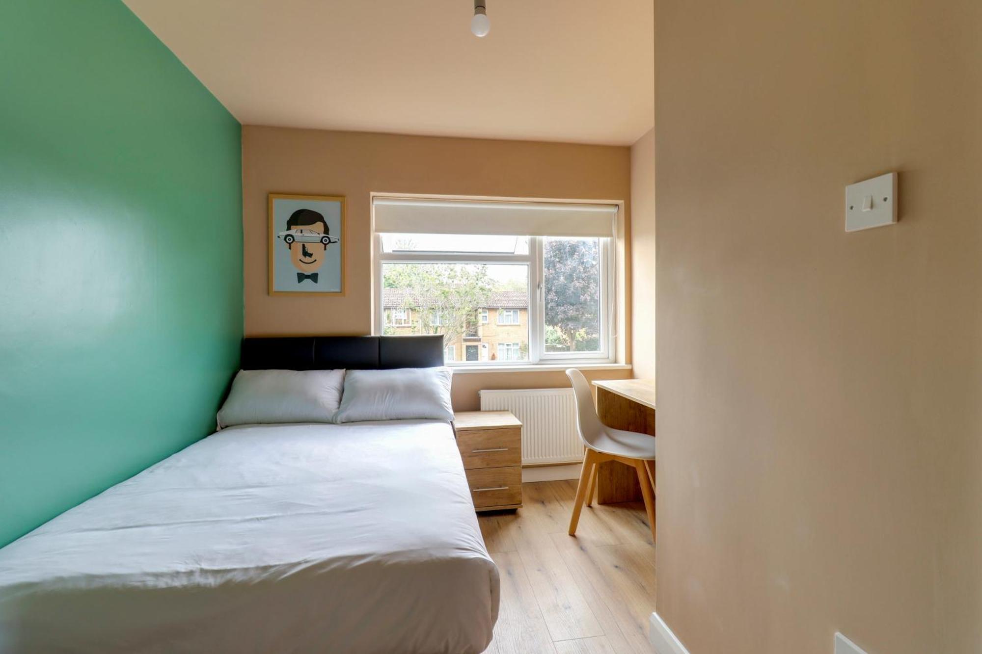Cozy 4-bedroom For Work Crews - Hosted By La Casa * Englefield Green